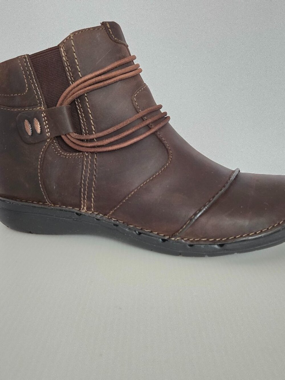 Clarks Ladies Ankle Boots Un Loop Brown Leather US 9W